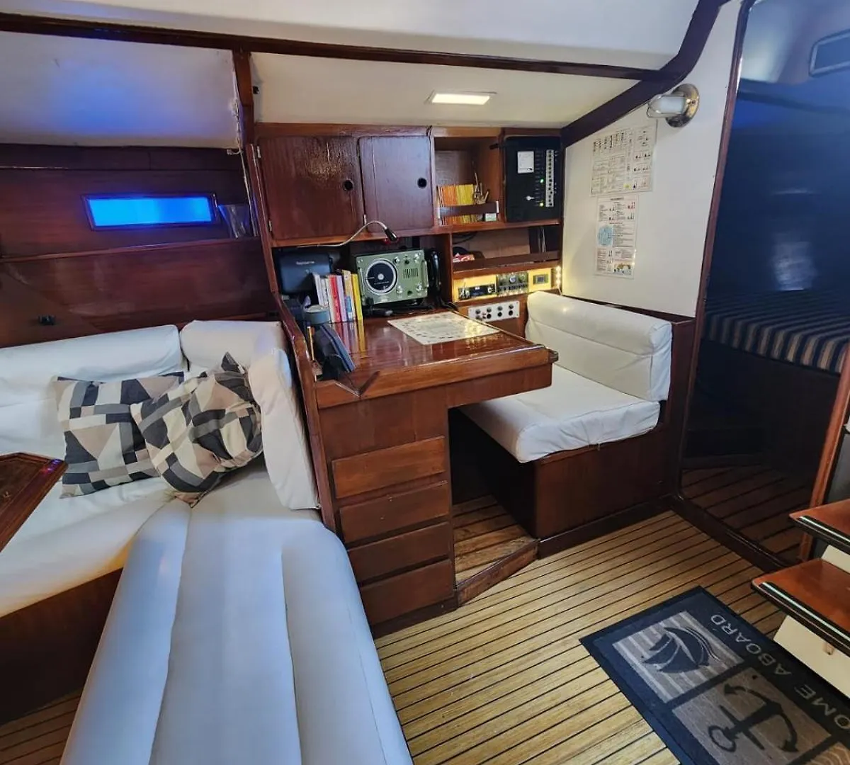 ברצלונה Sailboat Home 0*,  ספרד